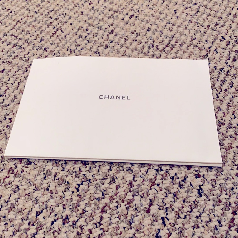 Chanel Cleaning Kit View 3